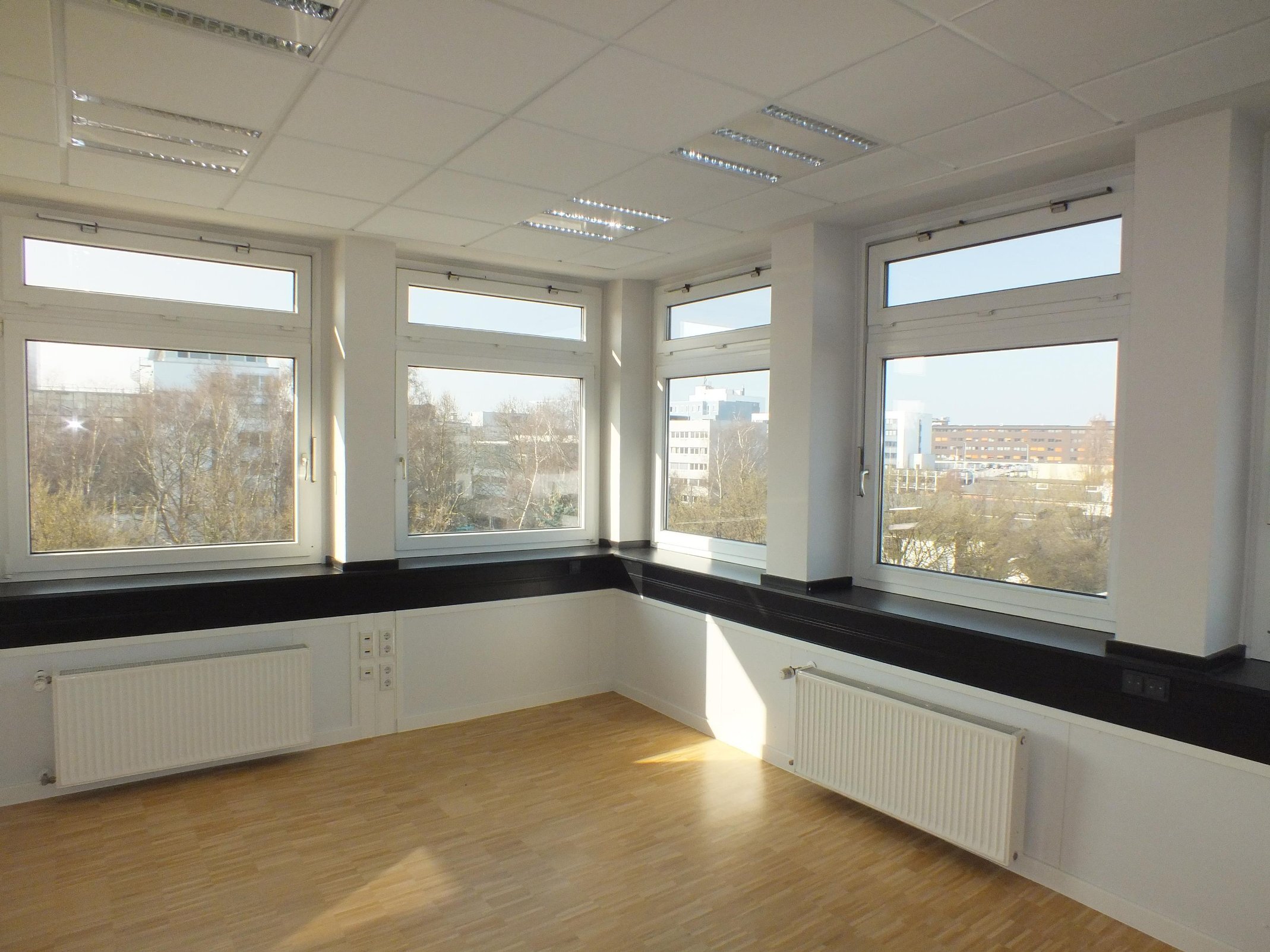 Bürofläche zur Miete 11 € 1.266 m²<br/>Bürofläche ab 633 m²<br/>Teilbarkeit Braunsfeld Köln 50825