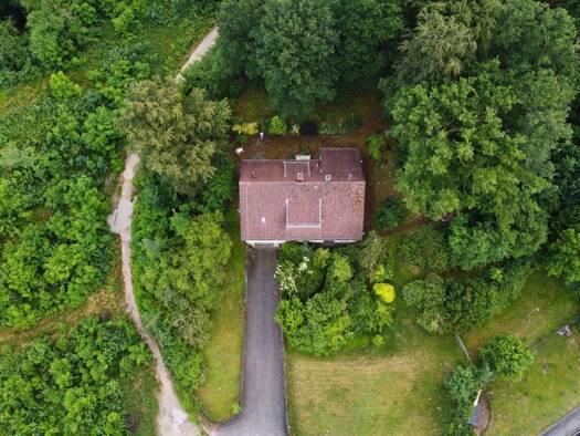 Einfamilienhaus zum Kauf 299.000 € 10 Zimmer 299 m² 3.348 m² Grundstück Spiesen Spiesen-Elversberg 66583