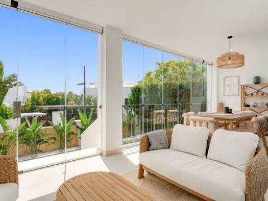 Reihenhaus zum Kauf 750.000 € 4 Zimmer 155 m² Vía Estepona 29680