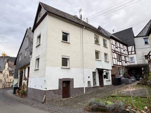 Einfamilienhaus zum Kauf 70.000 € 5 Zimmer 74 m² 103 m² Grundstück Enkirch Enkirch 56850