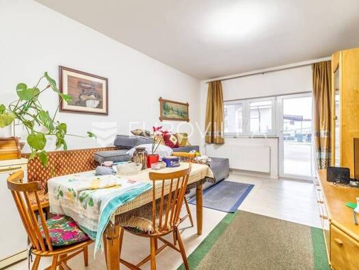 Haus zum Kauf 490.000 € 6 Zimmer 296 m² Ratkaja Sesvete