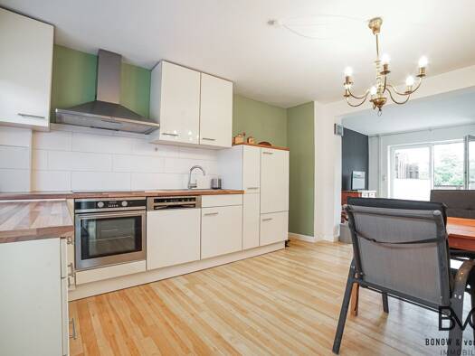 Reihenendhaus zum Kauf 300.000 € 5 Zimmer 106 m² 374 m² Grundstück Elmschenhagen-Nord Kiel 24147