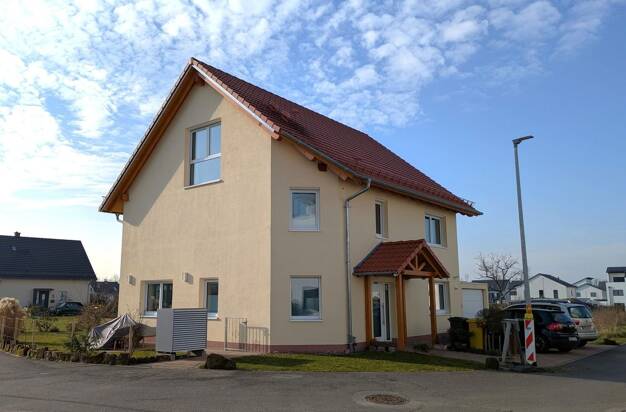 Einfamilienhaus zum Kauf provisionsfrei 845.000 € 7 Zimmer 204 m² 384 m² Grundstück frei ab 01.07.2025 Heppenheim Heppenheim (Bergstraße) 64646