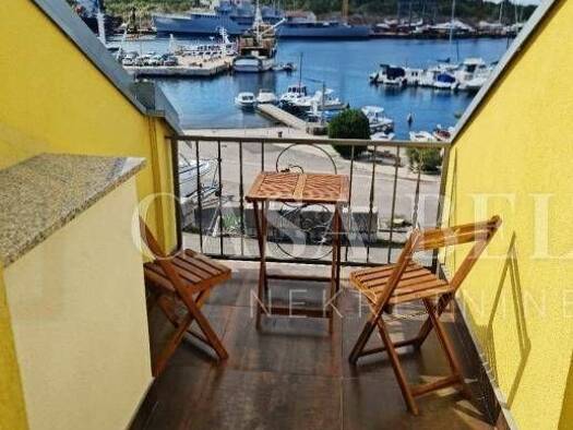Einfamilienhaus zum Kauf 1.150.000 € 16 Zimmer 377 m² Kraljevica Kraljevica 51262