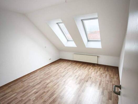 Wohnung zur Miete 500 € 2 Zimmer 53 m² 2. Geschoss Lindenthal Leipzig 04158