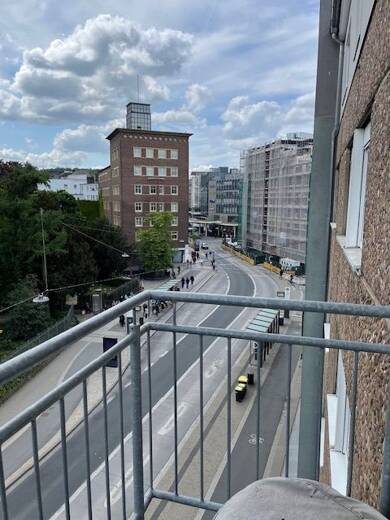 Wohnung zur Miete 1.040 € 4 Zimmer 90 m² 4. Geschoss frei ab sofort Friedrich Verleger Str.3 Kesselbrink Bielefeld 33602