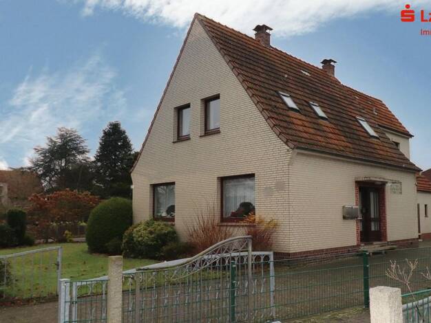 Einfamilienhaus zum Kauf 320.000 € 6 Zimmer 139 m² 1.443 m² Grundstück Hoykenkamp Ganderkesee 27777