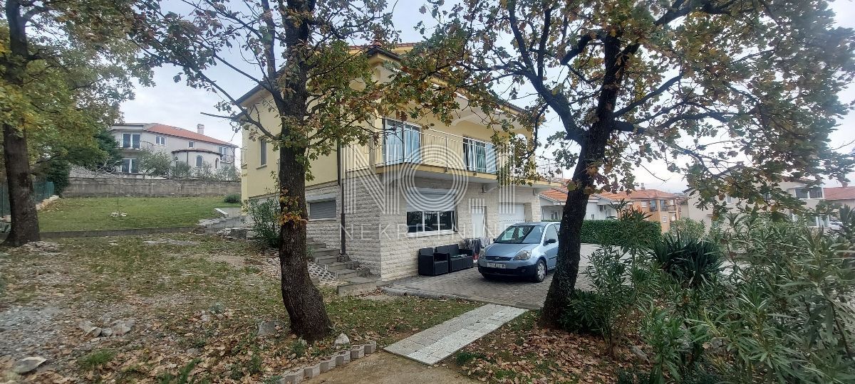 Haus zum Kauf 709.000 € 11 Zimmer 400 m²<br/>Wohnfläche 833 m²<br/>Grundstück Rijeka