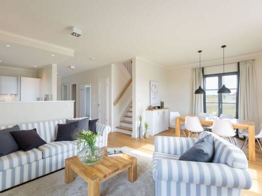 Haus zum Kauf 619.000 € 3 Zimmer 116 m² 993 m² Grundstück frei ab sofort Nonnevitz Dranske 18556