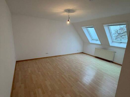 Studio zur Miete 460 € 1 Zimmer 29 m² 1. Geschoss Zum Verkehrsübungsplatz 5 Hochstetten Breisach am Rhein 79206