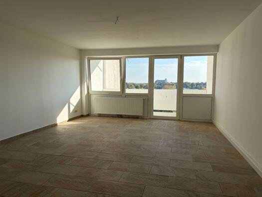 Wohnung zur Miete 933 € 4 Zimmer 103,2 m² 7. Geschoss frei ab 13.11.2026 Ewald-Kluge-Straße 4 Ingolstadt Ingolstadt 85057