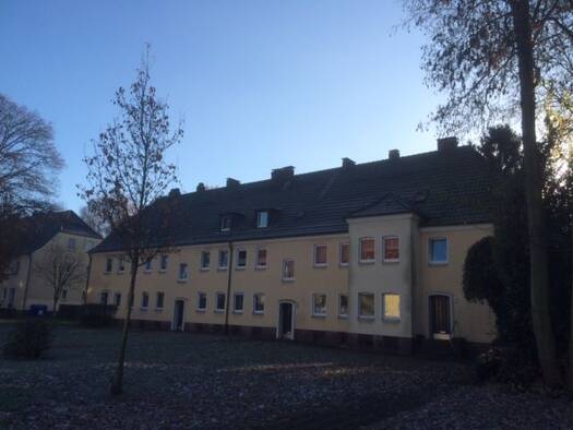 Wohnung zur Miete 469 € 3,5 Zimmer 65,1 m² 1. Geschoss frei ab 01.09.2026 Bahnhofstraße 189 Vierlinden Duisburg 47178