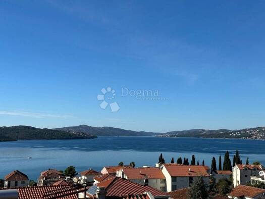 Einfamilienhaus zum Kauf 575.000 € 9 Zimmer 400 m² Okrug Gornji, Okrug Donji Okrug 21223