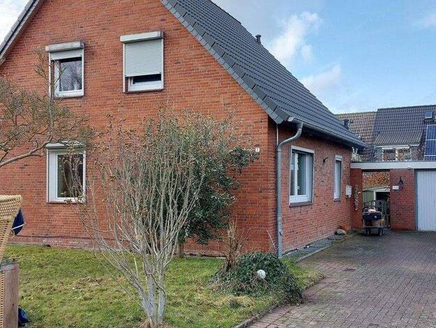 Einfamilienhaus zum Kauf provisionsfrei 450.000 € 5 Zimmer 122 m² 584 m² Grundstück Meisenweg 7 Burg auf Fehmarn Fehmarn/Burg 23769