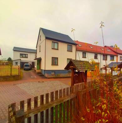 Mehrfamilienhaus zum Kauf 155.000 € 9 Zimmer 207 m² 1.750 m² Grundstück frei ab sofort Altenbergen Georgenthal 99887
