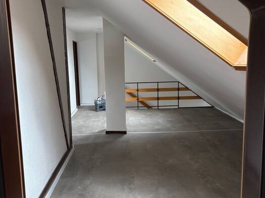 Wohnung zur Miete 780 € 2 Zimmer 60 m² Geschoss 2/2 frei ab sofort Mülhausener Straße 15 Biebrich Wiesbaden 65203
