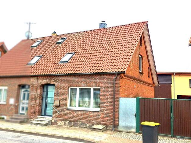 Einfamilienhaus zum Kauf 150.000 € 3 Zimmer 90 m² 509 m² Grundstück frei ab sofort Lübz 19386