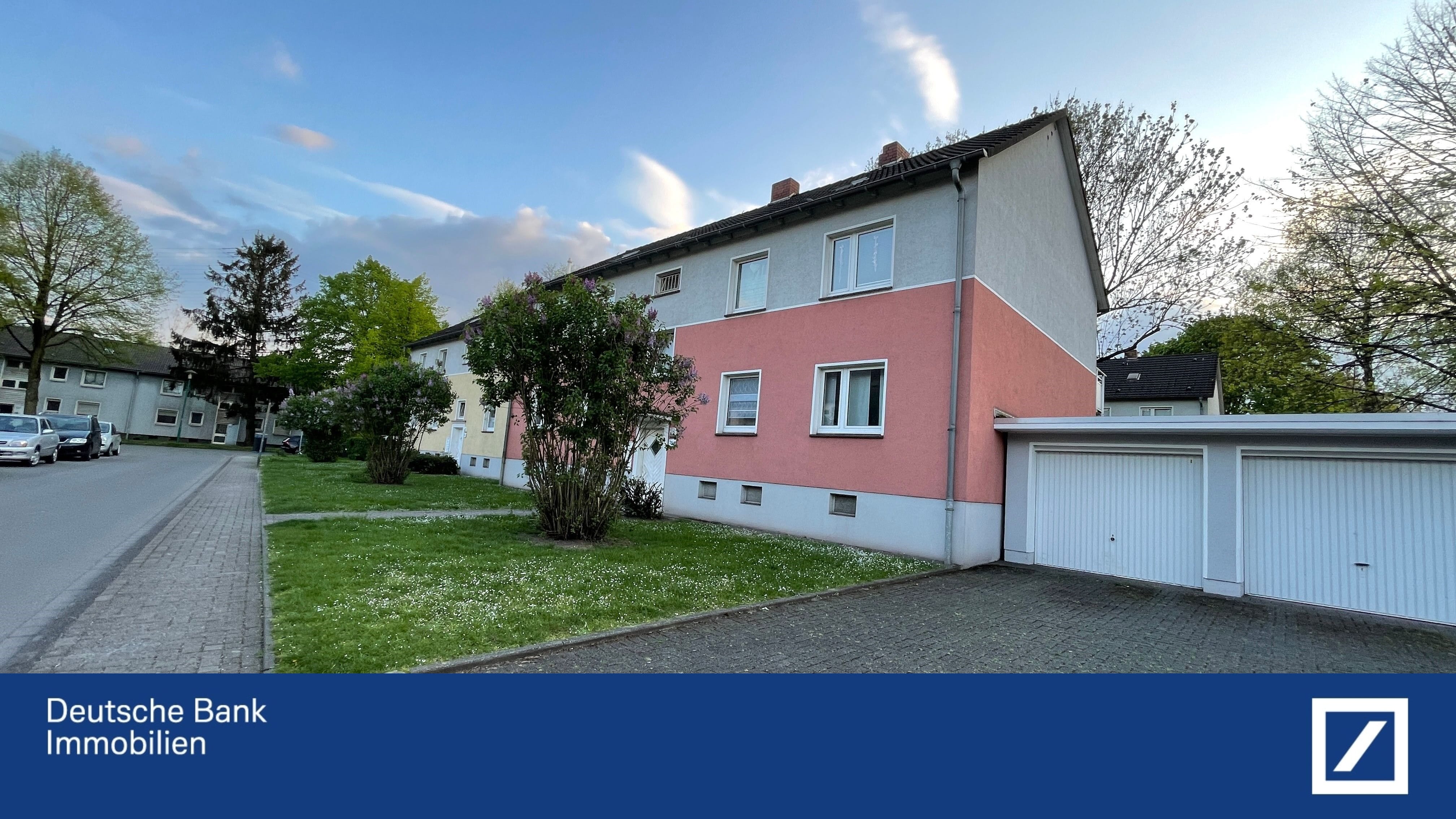 Mehrfamilienhaus zum Kauf provisionsfrei als Kapitalanlage geeignet 434.000 € 12 Zimmer 220,4 m²<br/>Wohnfläche 665 m²<br/>Grundstück Fahrn Duisburg 47179