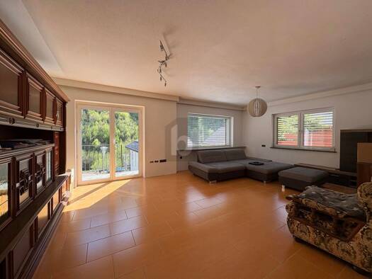 Immobilie in St. Anton an der Jeßnitz - Einfamilienhaus zum Kauf - St. Anton an der Jeßnitz - 279.000 € - 7 Zimmer, 190 m², 730 m² Grundstück - Bild 1
