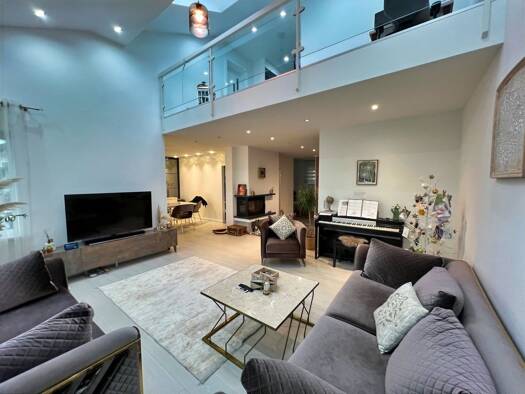 Doppelhaushälfte zum Kauf 495.000 € 5,5 Zimmer 160 m² 330 m² Grundstück Waldshut-Tiengen 79761