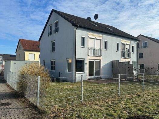 Doppelhaushälfte zur Miete 1.350 € 6 Zimmer 136 m² frei ab sofort Rehbühl Weiden 92637