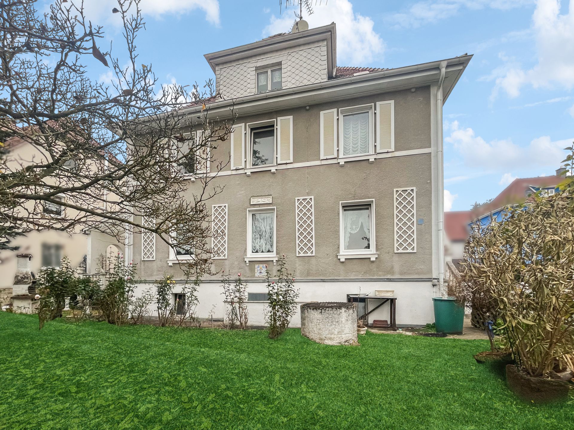 Mehrfamilienhaus zum Kauf 179.900 € 10 Zimmer 250 m²<br/>Wohnfläche 400 m²<br/>Grundstück Oeslau Rödental 96472