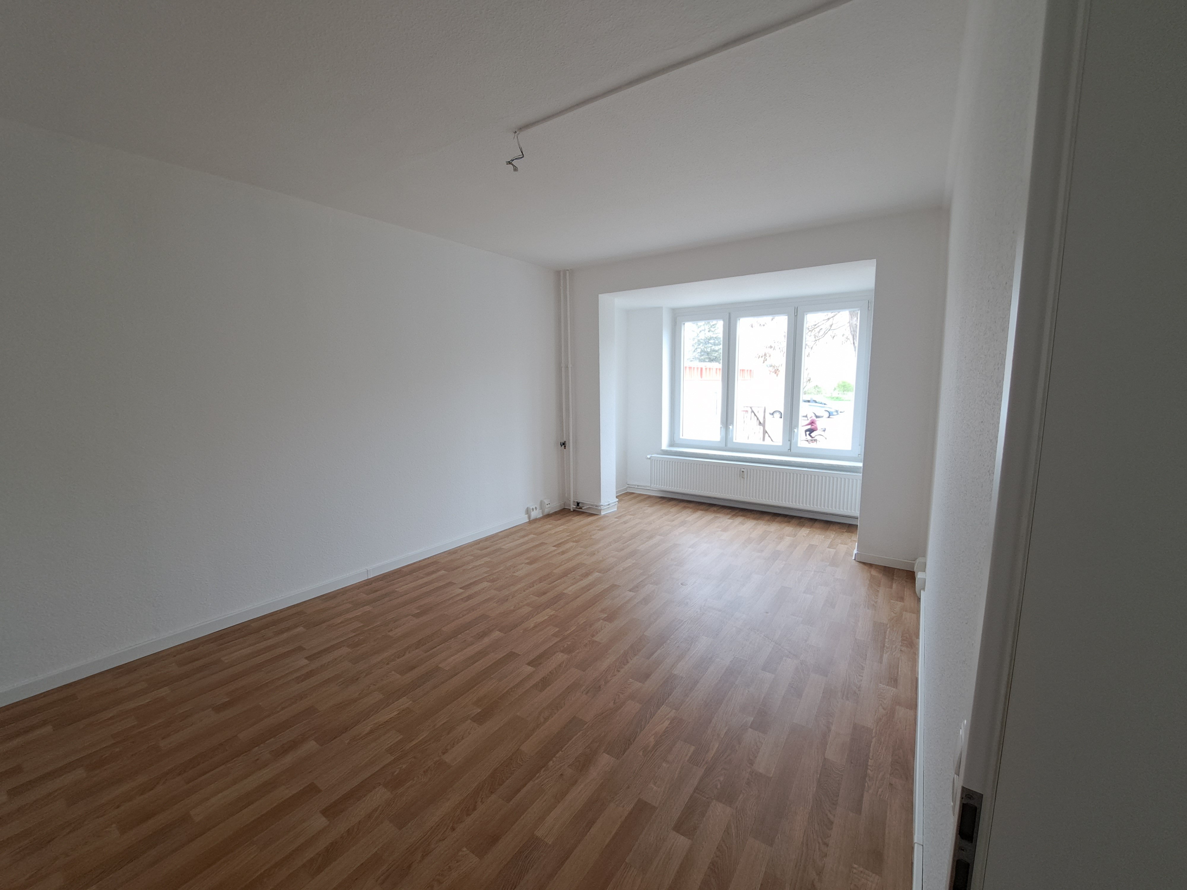 Wohnung zur Miete 350 € 2 Zimmer 62,2 m²<br/>Wohnfläche EG<br/>Geschoss ab sofort<br/>Verfügbarkeit Thale Thale 06502