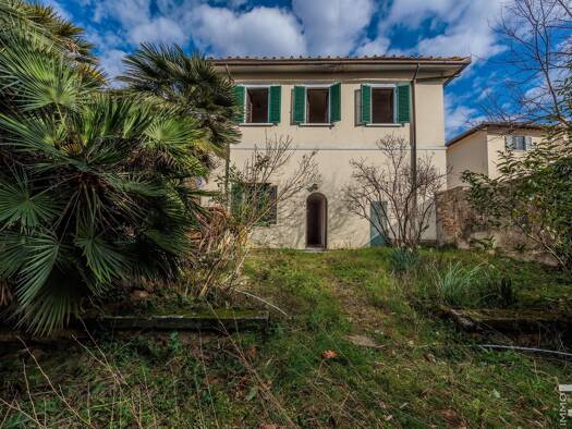 Haus zum Kauf 1.390.000 € 5 Zimmer 466 m² 550 m² Grundstück frei ab sofort Florenz