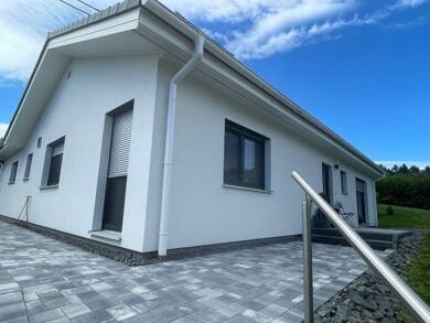 Bungalow zum Kauf 447.000 € 4 Zimmer 133 m² 865 m² Grundstück Steinebach an der Wied 57629