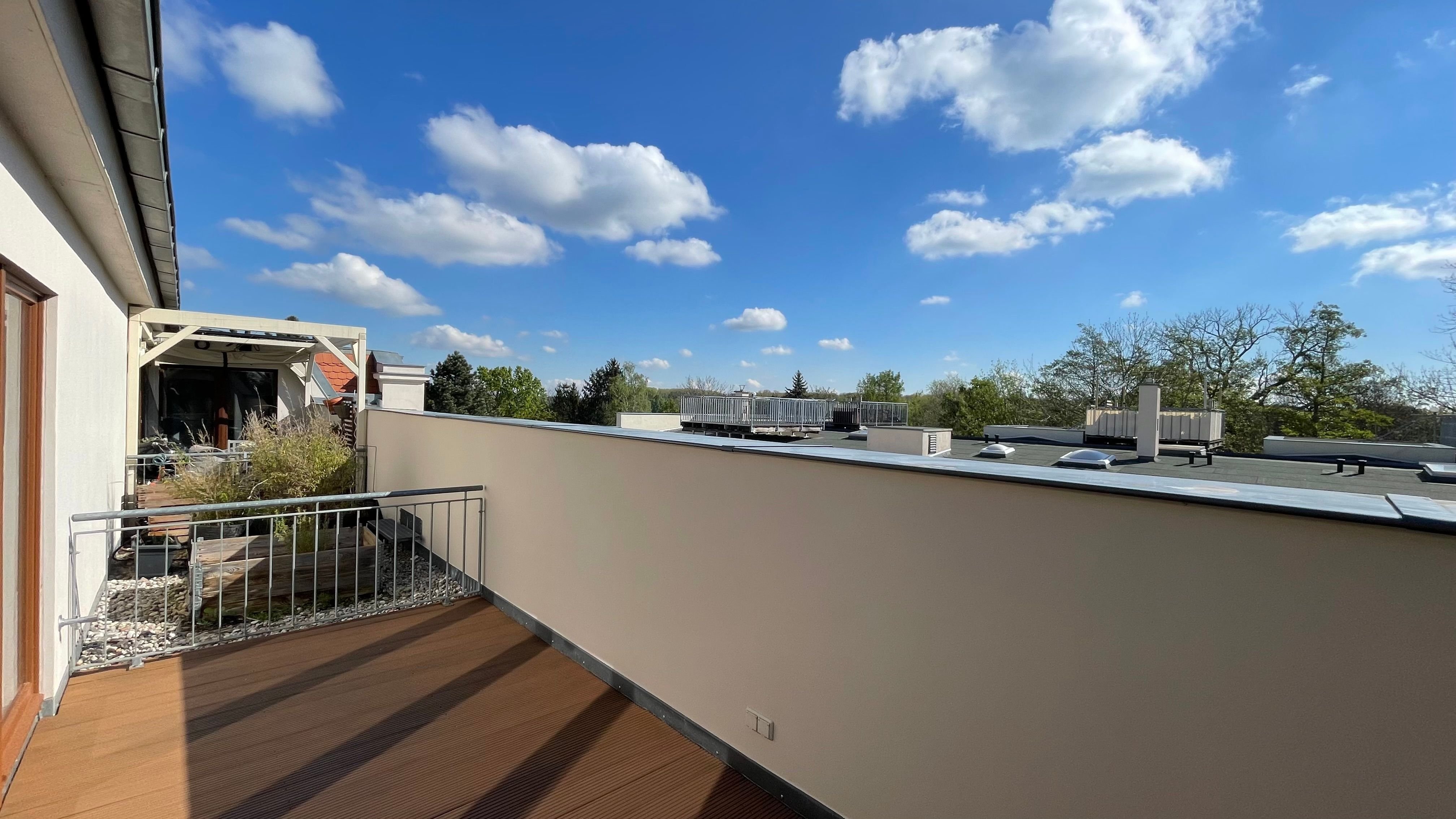 Penthouse zur Miete 1.250 € 4 Zimmer 137 m²<br/>Wohnfläche ab sofort<br/>Verfügbarkeit Seumestraße 55 Knautkleeberg-Knauthain Leipzig 04249