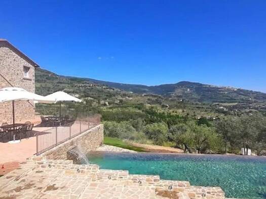 Haus zum Kauf 2.400.000 € 320 m² 26.000 m² Grundstück Cortona 52044