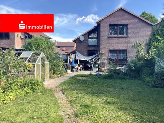 Doppelhaushälfte zum Kauf 165.000 € 4 Zimmer 110 m² 425 m² Grundstück Mettenhof Mettenhof 24109