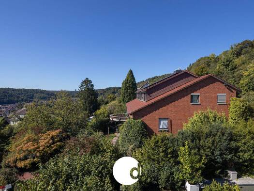 Einfamilienhaus zum Kauf 1.950.000 € 10,5 Zimmer 295 m² 1.071 m² Grundstück Süd Stuttgart 70199