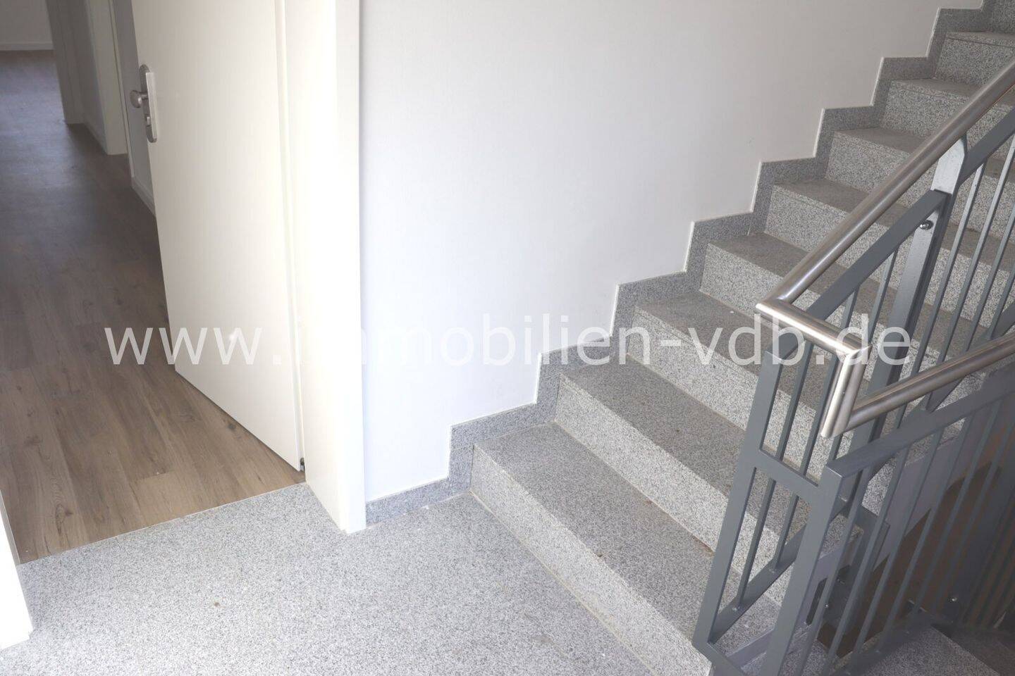 Property thumbnail 23