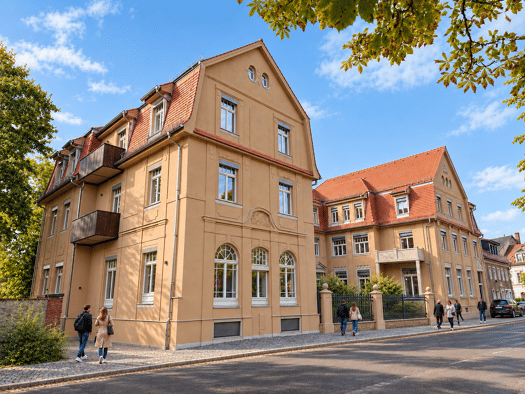 Wohnung zur Miete 1.287 € 4 Zimmer 117 m² 3 Geschosse frei ab sofort Mozartallee 143 Großenhain Großenhain 01558
