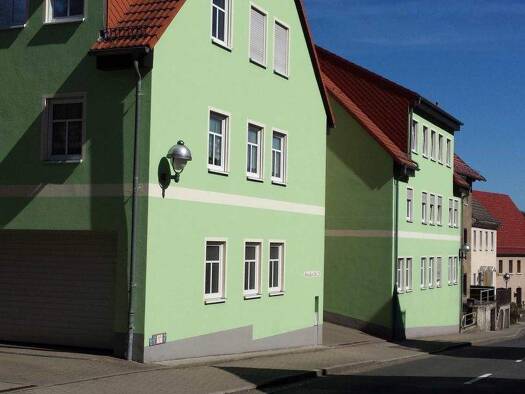 Wohnung zur Miete 389 € 2 Zimmer 66 m² 1. Geschoss frei ab 01.04.2026 Dresdner Straße Nossen 01683