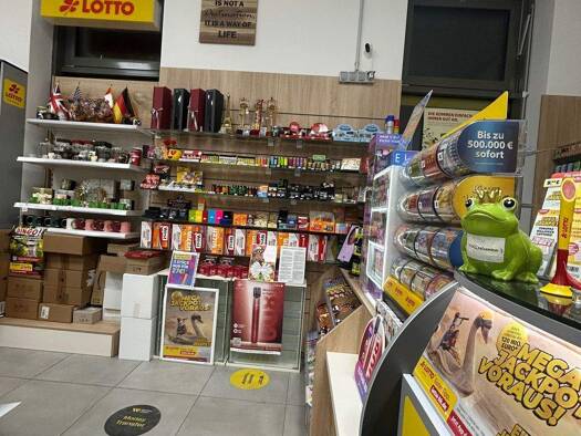 Kiosk zur Miete 2.033 € 3 Zimmer 115 m² Verkaufsfläche teilbar von 92,1 m² bis 22,1 m² Tonndorf Hamburg 22045