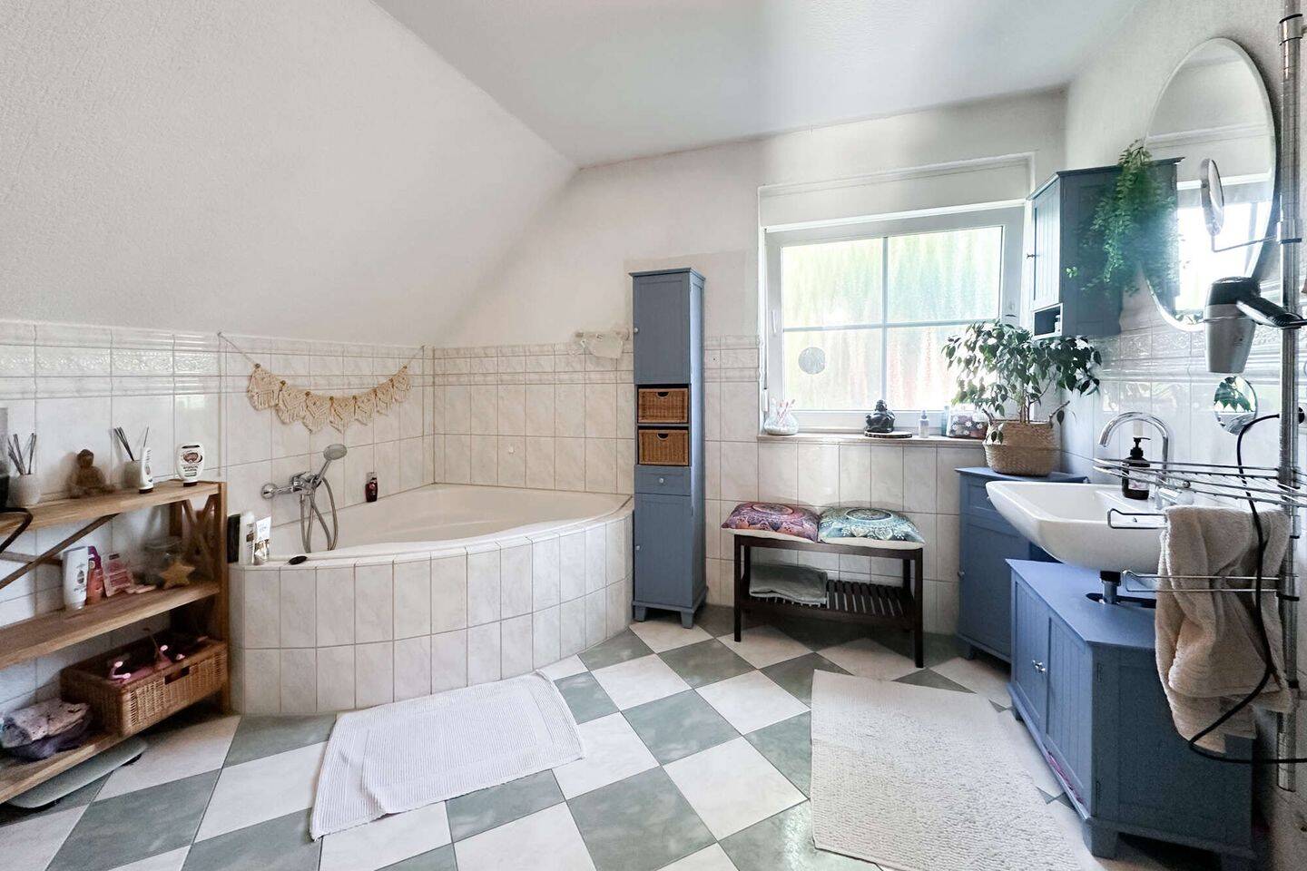 Property thumbnail 11