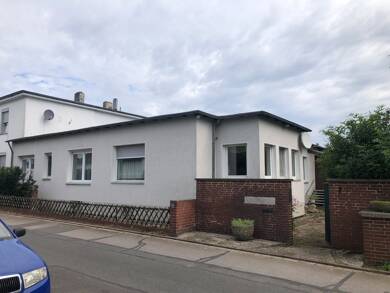 Bungalow zum Kauf 150.000 € 6 Zimmer 235,3 m² 1.090 m² Grundstück frei ab sofort Mariental 38368