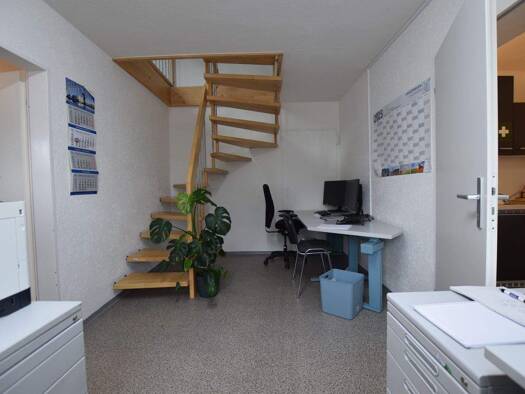 Büro zur Miete 699 € 3 Zimmer 58 m² Bürofläche Boxdorfer Straße 8 Braunsbach Fürth 90765
