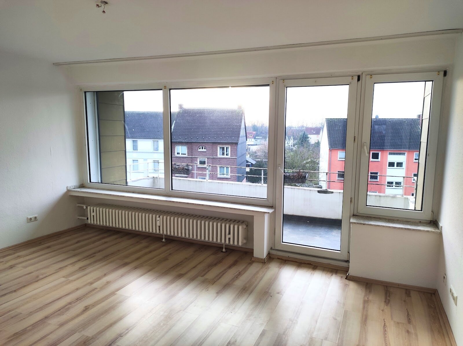 Wohnung zur Miete 499 € 3 Zimmer 63,8 m²<br/>Wohnfläche 3.<br/>Geschoss 01.01.2025<br/>Verfügbarkeit Neuer Weg 18 Datteln Datteln 45711