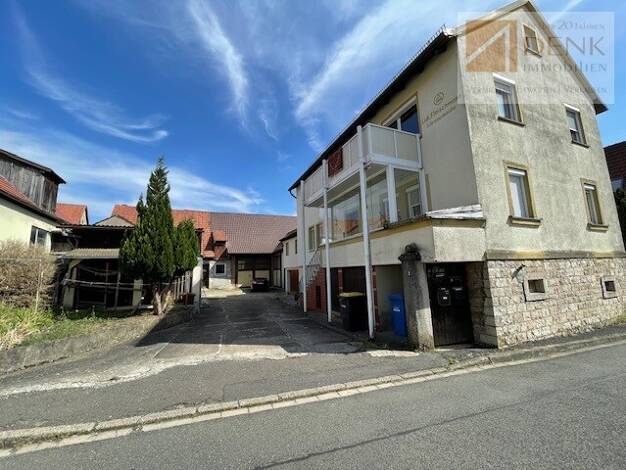 Mehrfamilienhaus zum Kauf 365.000 € 10 Zimmer 124 m² 785 m² Grundstück frei ab sofort Eisingen 97249