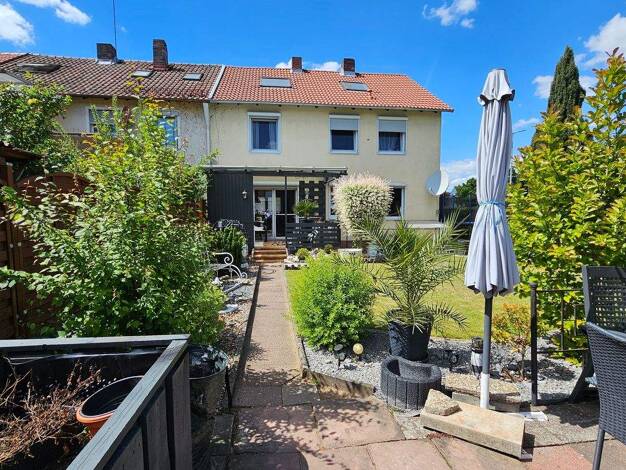 Reihenendhaus zum Kauf 395.000 € 7 Zimmer 136 m² 708 m² Grundstück Kitzingen 97318