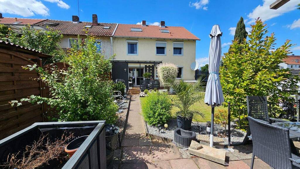 Reihenendhaus zum Kauf 399.000 € 7 Zimmer 136 m² 708 m² Grundstück Kitzingen 97318