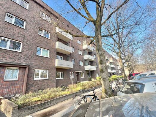 Studio zum Kauf 475.000 € 1 Zimmer frei ab sofort Winterhude Hamburg 22301