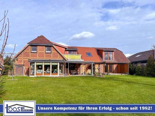 Mehrfamilienhaus zum Kauf 749.000 € 10 Zimmer 280 m² 2.304 m² Grundstück Bad Schwartau 23611