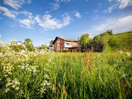 Hotel zum Kauf 1.494.000 € Warmbad-Judendorf Villach 9504