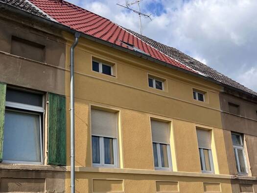 Reihenmittelhaus zum Kauf 65.000 € 88 m² 1.358 m² Grundstück Gutshof 4 Buchholz Stendal 39576