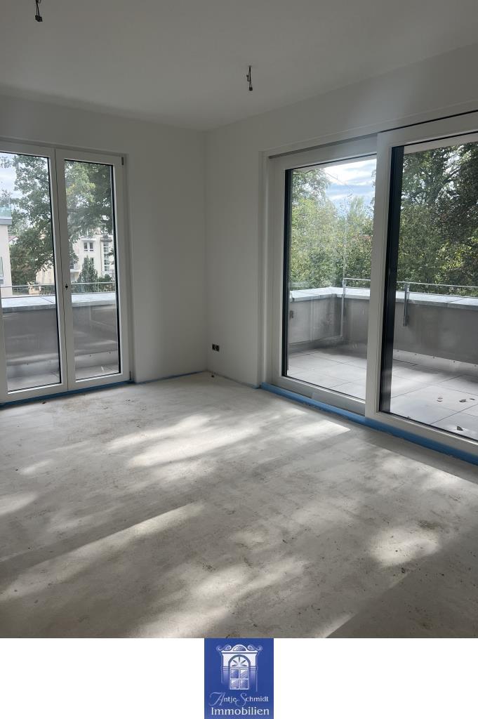 Wohnung zur Miete 1.440 € 3 Zimmer 82,1 m²<br/>Wohnfläche 01.02.2025<br/>Verfügbarkeit Kleinzschachwitz-Nord Dresden 01259