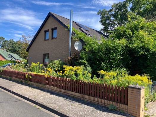 Einfamilienhaus zum Kauf 298.000 € 6 Zimmer 144 m² 645 m² Grundstück Velpke 38458